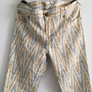 Free people Aztec pattern cropped jeans with zippered ankle